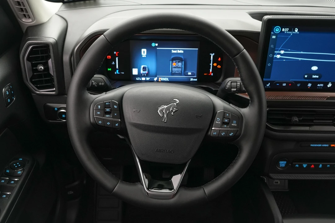 2026 Ford Bronco 6th Gen - Image 15 of 31