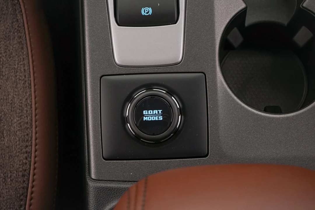 2026 Ford Bronco 6th Gen - Image 18 of 31