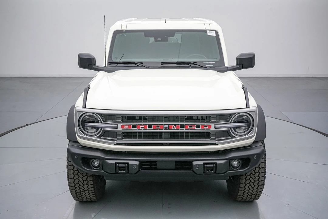 2026 Ford Bronco 6th Gen - Image 10 of 21