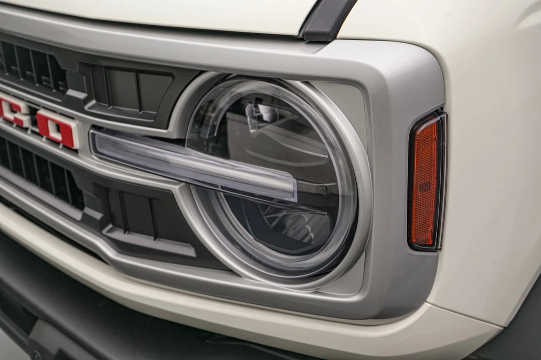2026 Ford Bronco 6th Gen - Image 13 of 21