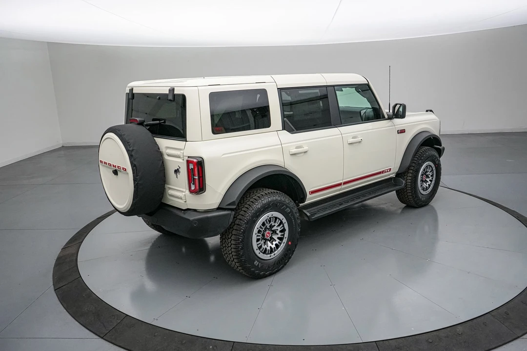 2026 Ford Bronco 6th Gen - Image 5 of 21