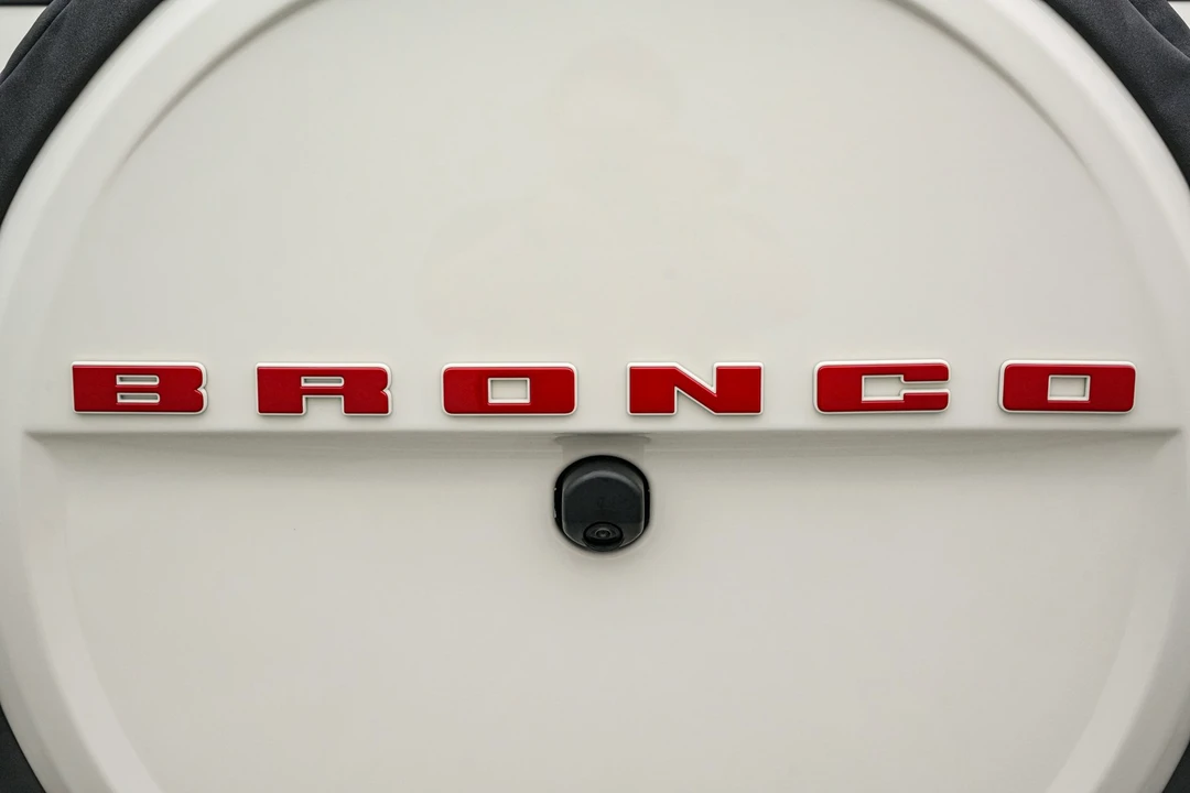 2026 Ford Bronco 6th Gen - Image 20 of 21