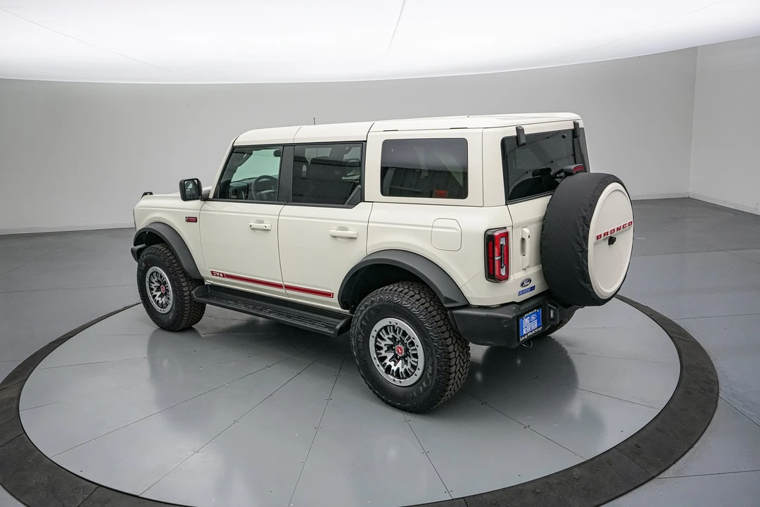 2026 Ford Bronco 6th Gen - Image 7 of 31