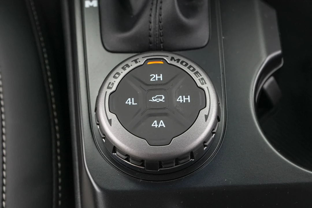 2026 Ford Bronco 6th Gen - Image 26 of 31