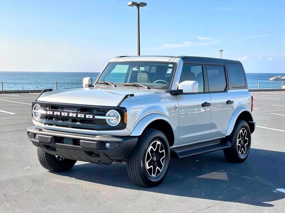 2026 Ford Bronco 6th Gen - Image 2 of 20