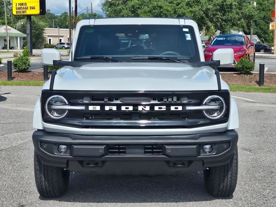 2026 Ford Bronco 6th Gen - Image 13 of 20