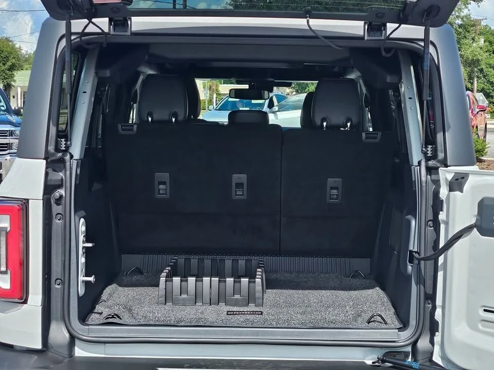 2026 Ford Bronco 6th Gen - Image 10 of 20