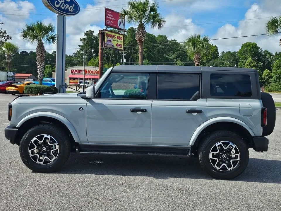 2026 Ford Bronco 6th Gen - Image 14 of 20
