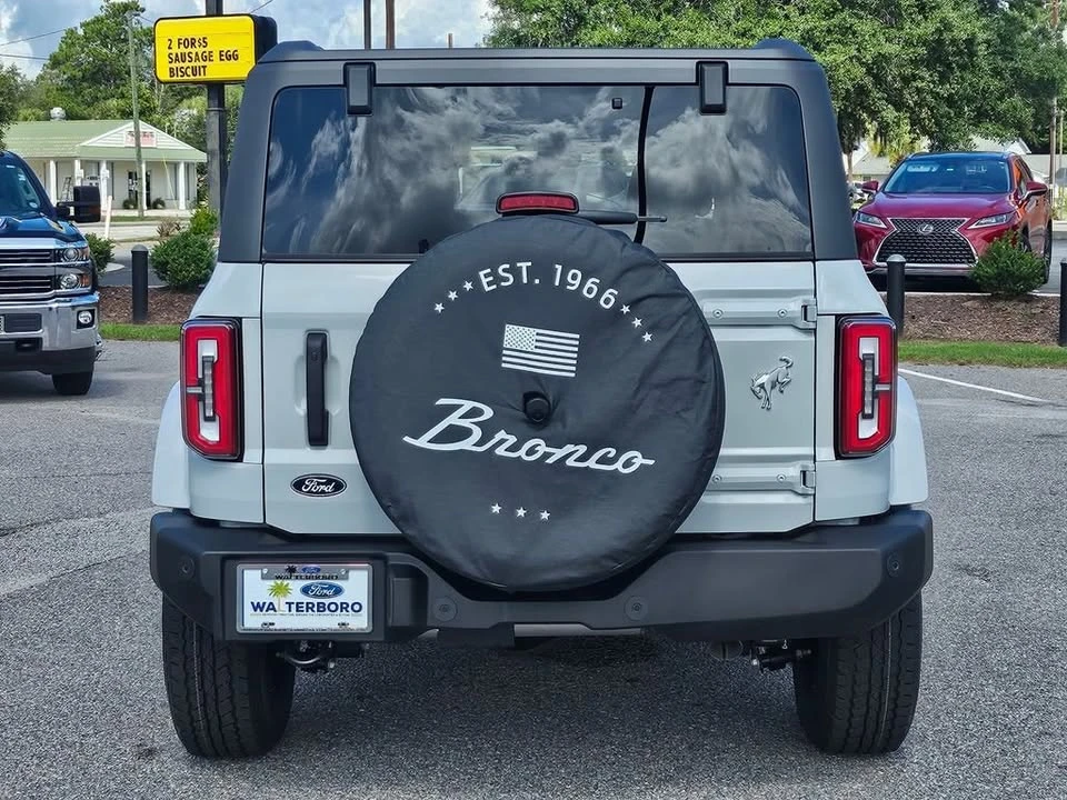 2026 Ford Bronco 6th Gen - Image 16 of 20