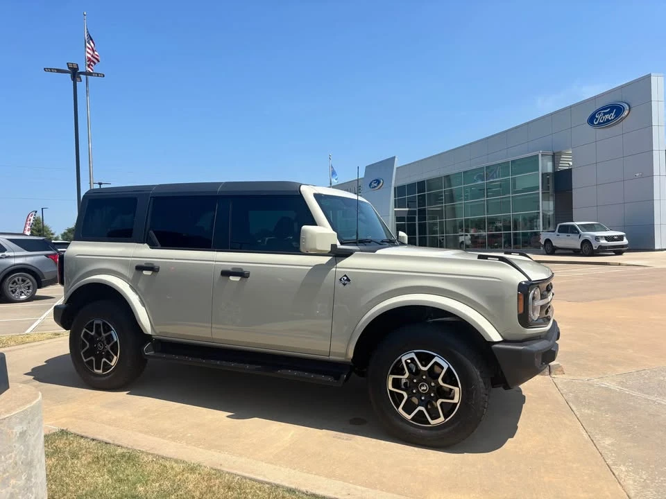 2026 Ford Bronco 6th Gen - Image 6 of 14