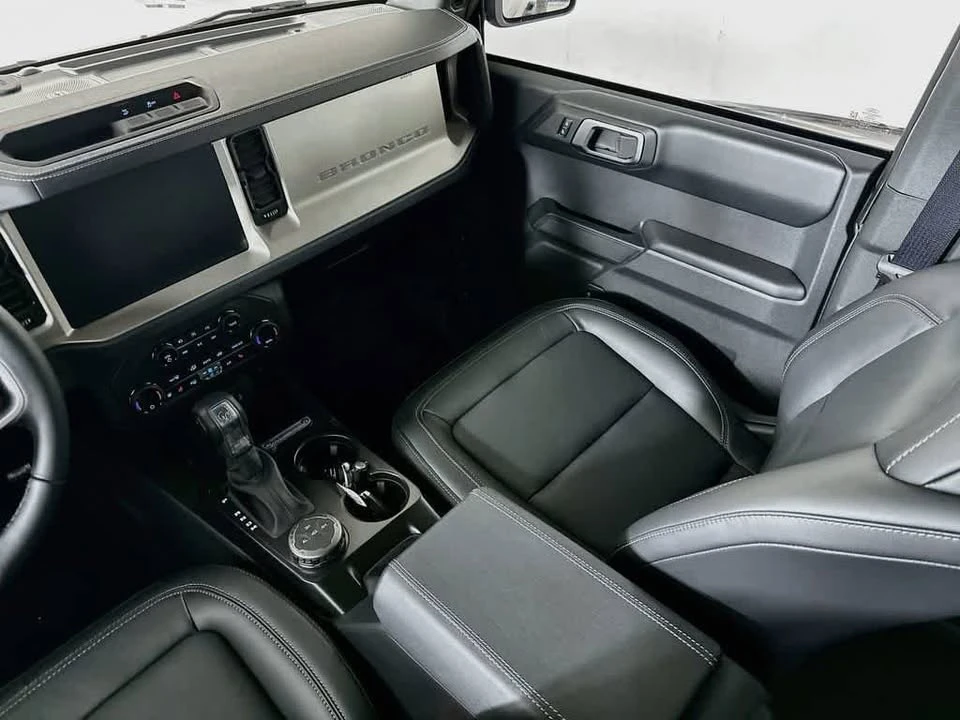 2026 Ford Bronco 6th Gen - Image 11 of 20