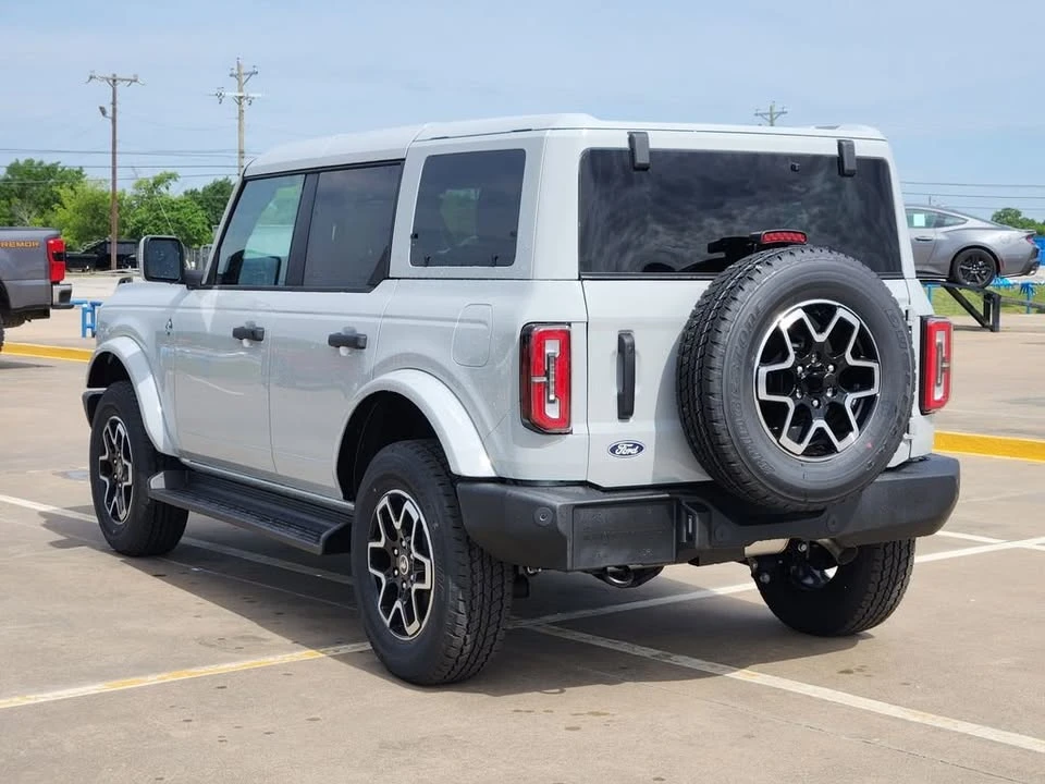 2026 Ford Bronco 6th Gen - Image 2 of 20