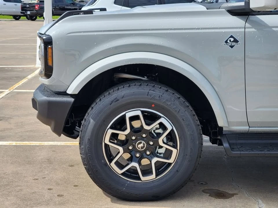 2026 Ford Bronco 6th Gen - Image 4 of 20