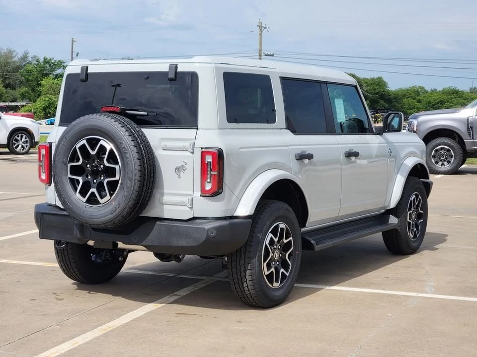 2026 Ford Bronco 6th Gen - Image 3 of 20