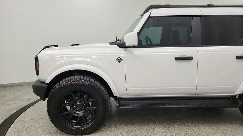 2026 Ford Bronco 6th Gen - Image 12 of 20