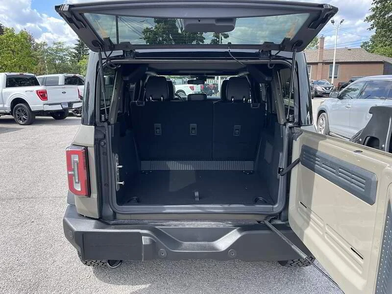 2026 Ford Bronco 6th Gen - Image 10 of 19