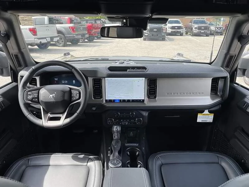 2026 Ford Bronco 6th Gen - Image 17 of 19