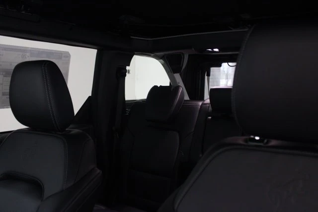 2026 Ford Bronco 6th Gen - Image 18 of 20