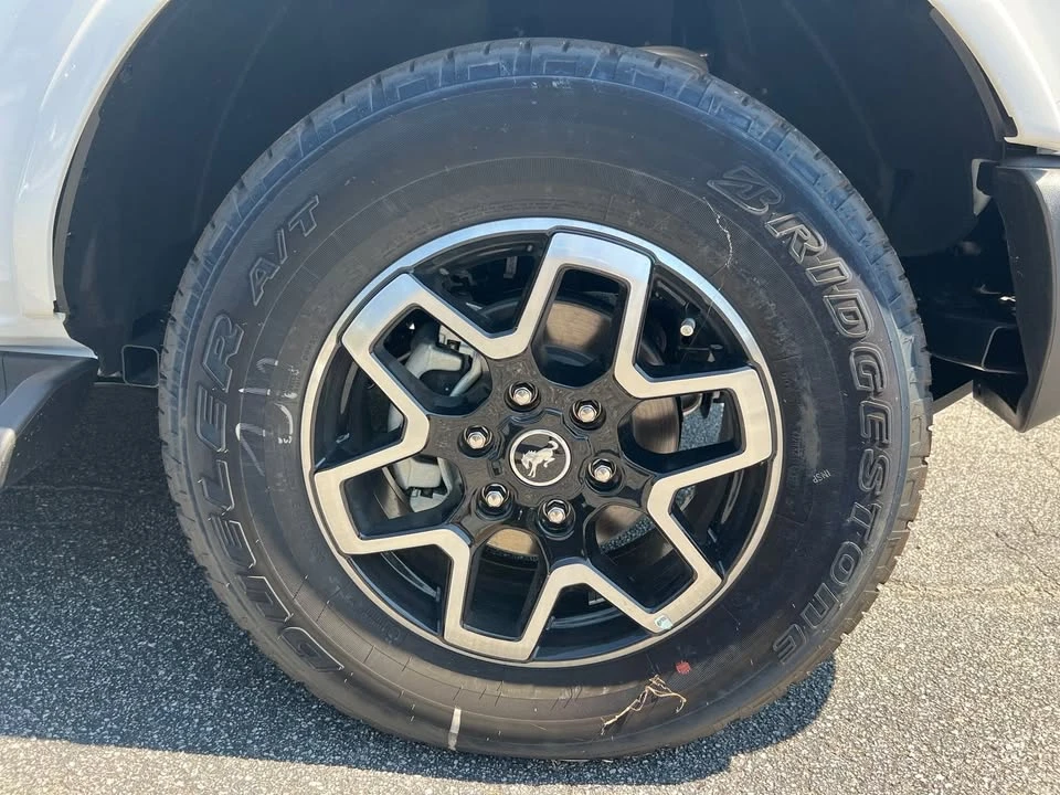 2026 Ford Bronco 6th Gen - Image 11 of 20