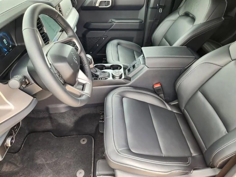 2026 Ford Bronco 6th Gen - Image 8 of 19