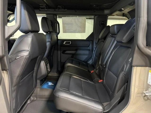 2026 Ford Bronco 6th Gen - Image 17 of 20