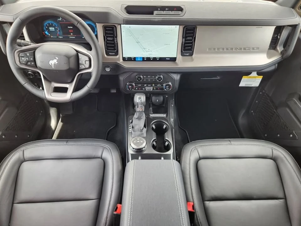 2026 Ford Bronco 6th Gen - Image 16 of 19