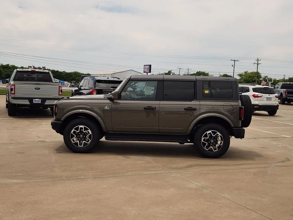 2026 Ford Bronco 6th Gen - Image 2 of 19