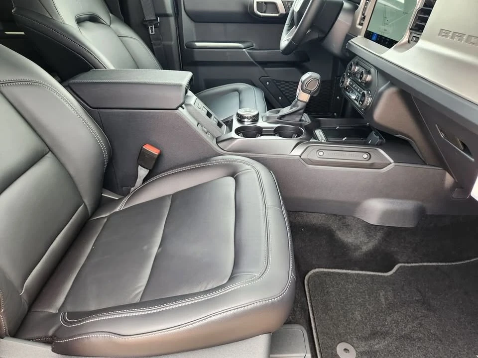2026 Ford Bronco 6th Gen - Image 9 of 19