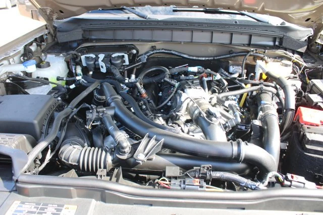 2026 Ford Bronco 6th Gen - Image 17 of 20