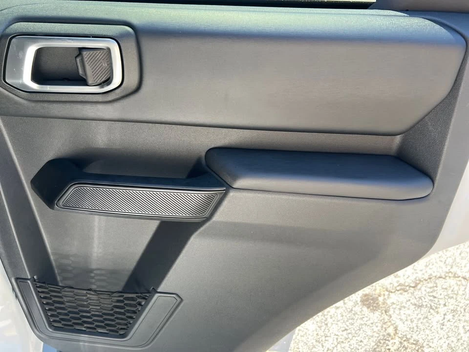 2026 Ford Bronco 6th Gen - Image 15 of 20