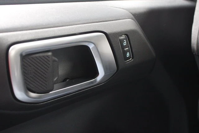 2026 Ford Bronco 6th Gen - Image 19 of 20