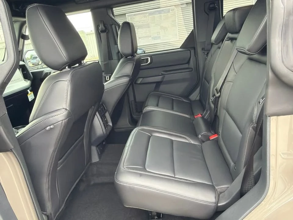 2026 Ford Bronco 6th Gen - Image 10 of 20