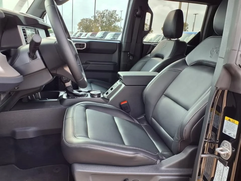 2026 Ford Bronco 6th Gen - Image 9 of 20