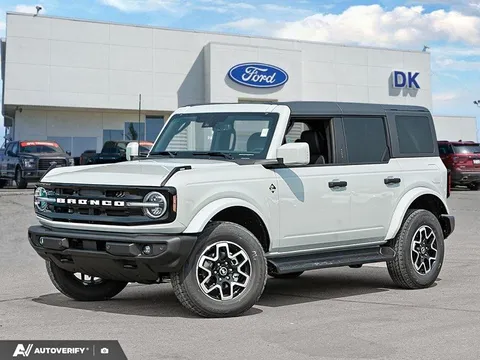 2026 Ford Bronco Outer Banks