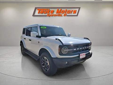 2026 Ford Bronco Outer Banks