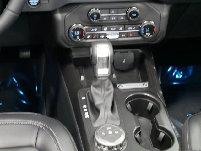 2026 Ford Bronco 6th Gen - Image 14 of 15