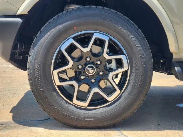 2026 Ford Bronco 6th Gen - Image 8 of 20