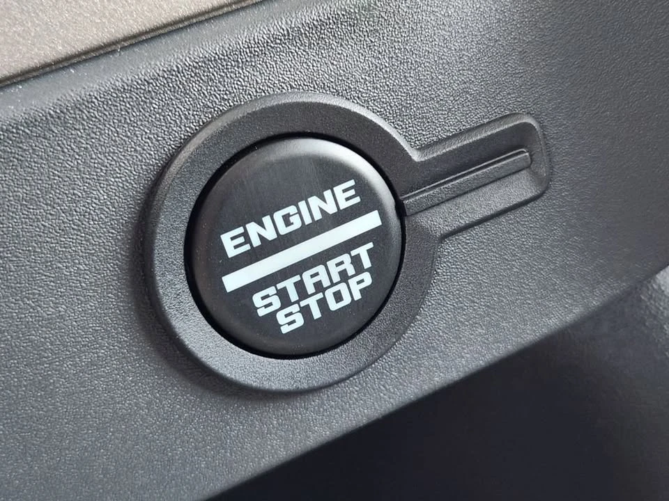 2026 Ford Bronco 6th Gen - Image 13 of 19