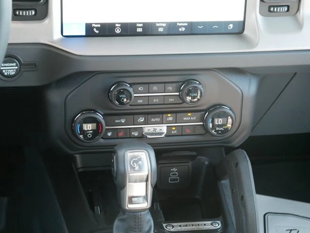 2026 Ford Bronco 6th Gen - Image 15 of 16