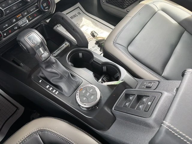 2026 Ford Bronco 6th Gen - Image 19 of 20