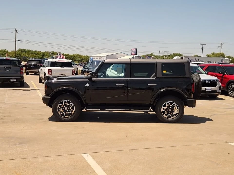 2026 Ford Bronco 6th Gen - Image 2 of 19