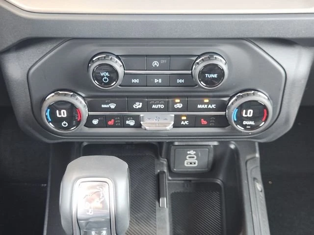 2026 Ford Bronco 6th Gen - Image 15 of 20