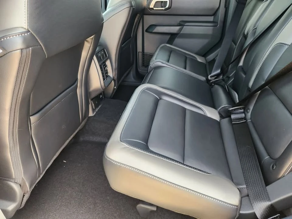2026 Ford Bronco 6th Gen - Image 17 of 19
