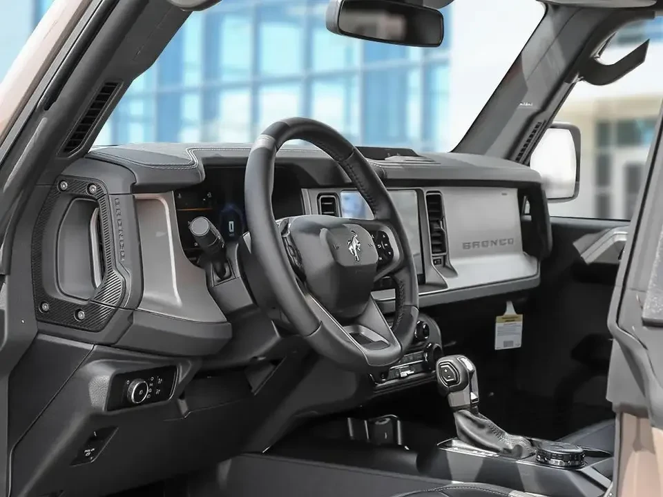 2026 Ford Bronco 6th Gen - Image 9 of 12