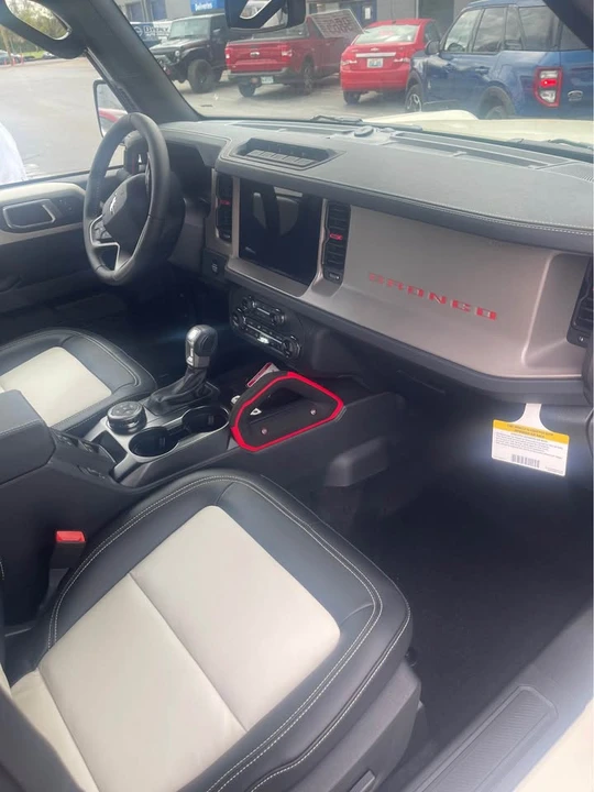 2026 Ford Bronco 6th Gen - Image 4 of 6