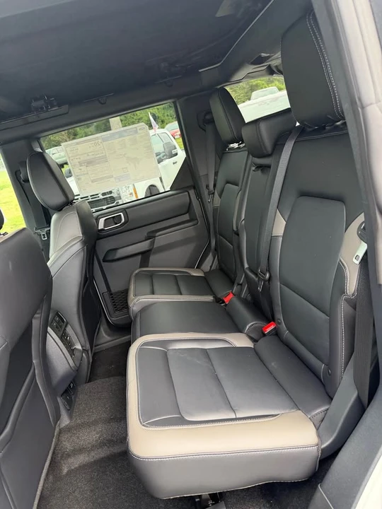 2026 Ford Bronco 6th Gen - Image 5 of 12