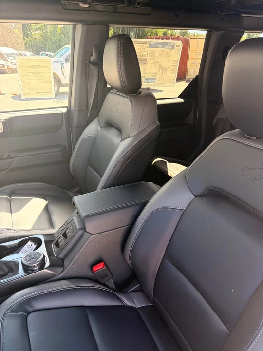 2026 Ford Bronco 6th Gen - Image 5 of 6