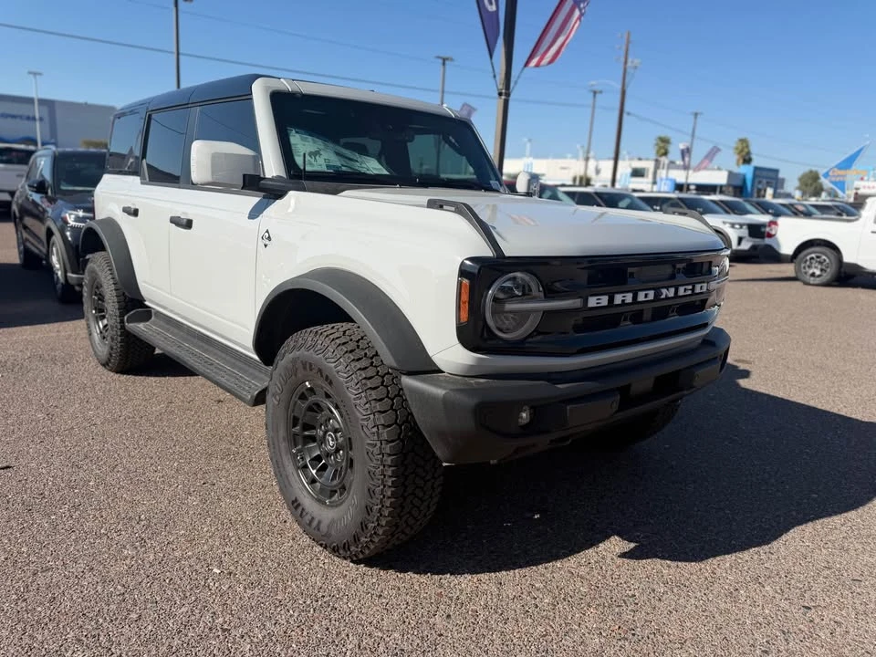 2026 Ford Bronco 6th Gen - Image 3 of 14