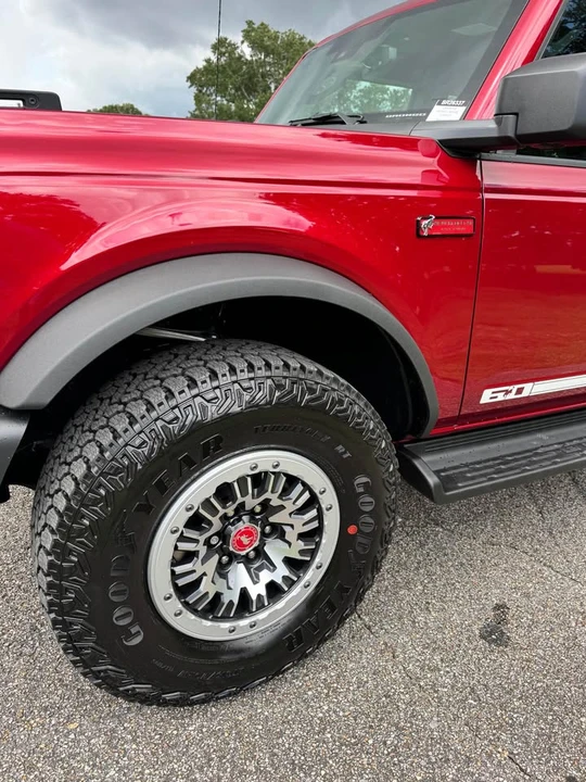 2026 Ford Bronco 6th Gen - Image 4 of 8