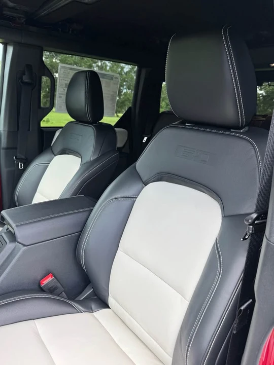 2026 Ford Bronco 6th Gen - Image 5 of 8